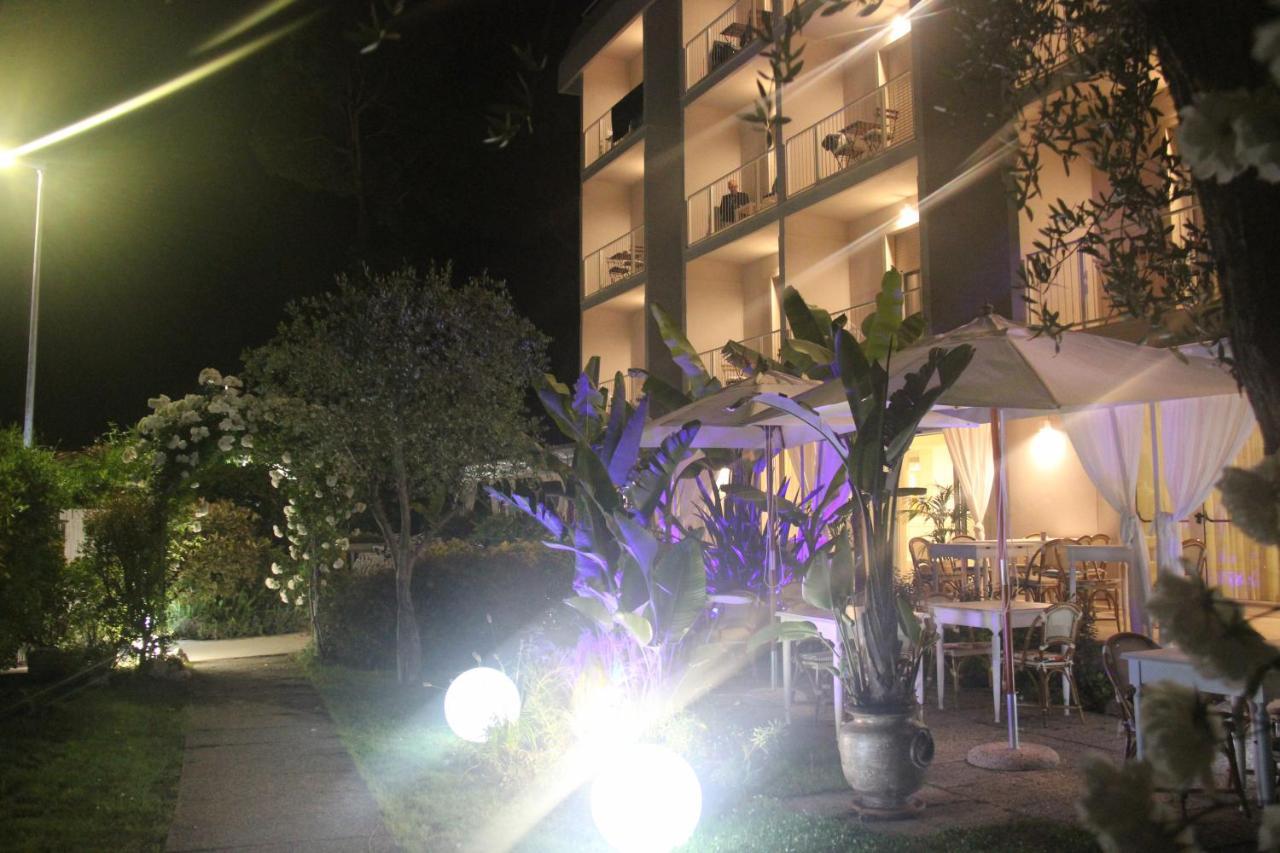 Hotel Bijou Forte dei Marmi Exteriér fotografie